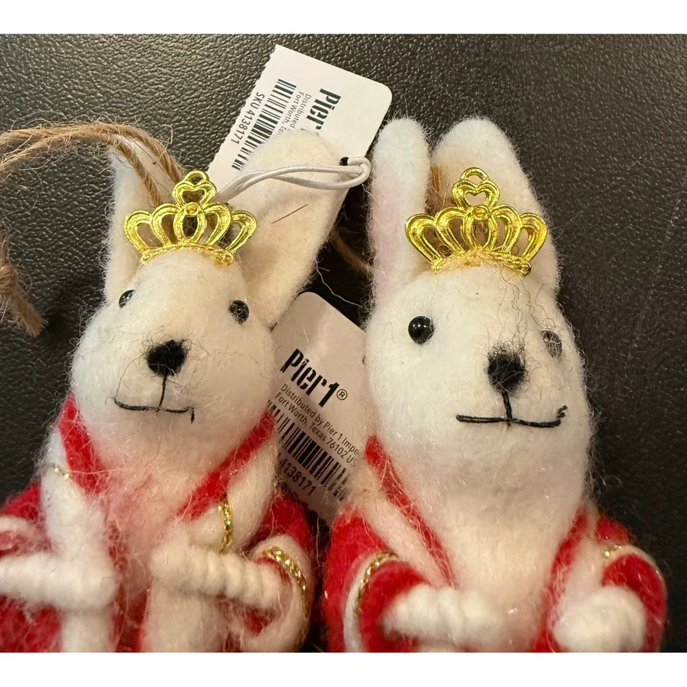 Pier 1 Handmade Wool Queen Rabbit Bunny Christmas Holiday Ornament Set Of 2 NEW